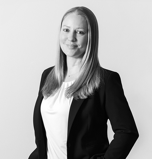 Jessica  L. Latour