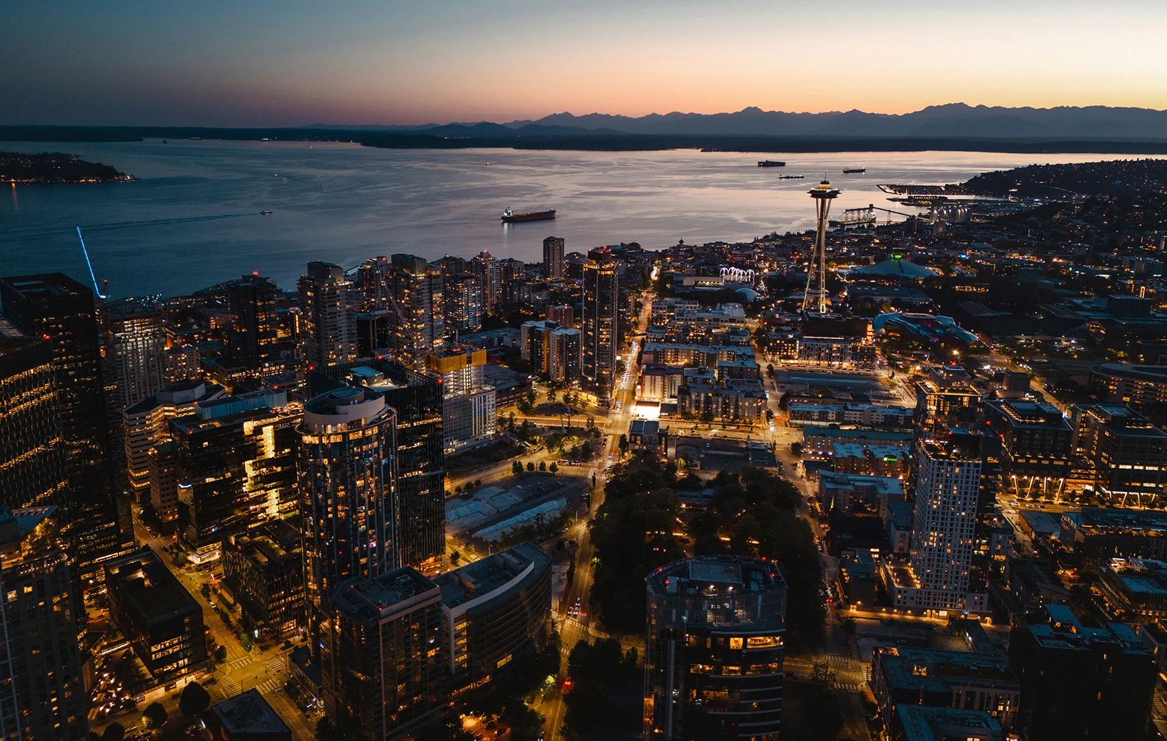 seattle-NN2oRMxt_Ow-unsplash